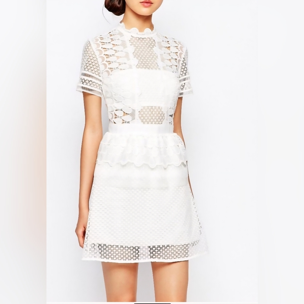 Self Portrait Sculptured Tier Drop Peplum White Lace Dress